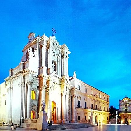 Вилла A Casa Dei Miei Сиракузы Экстерьер фото